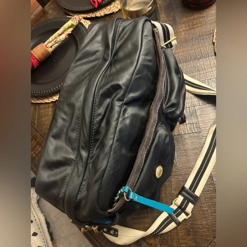 Coach Black Nylon & Brown Suede Baby Bag with Cream Strap🥰